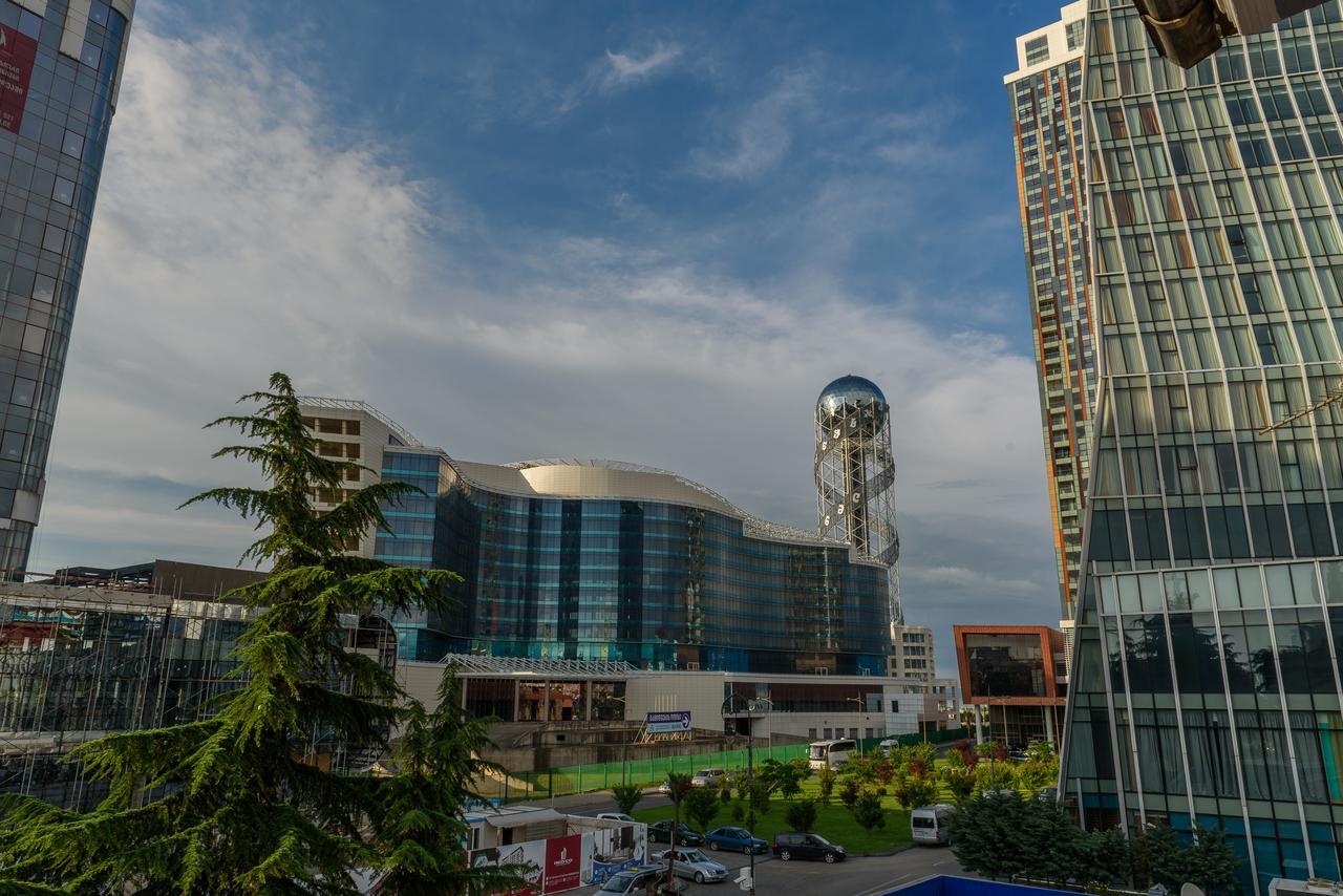 Sweet Home At Ninoshvili 3 Batumi Exterior photo