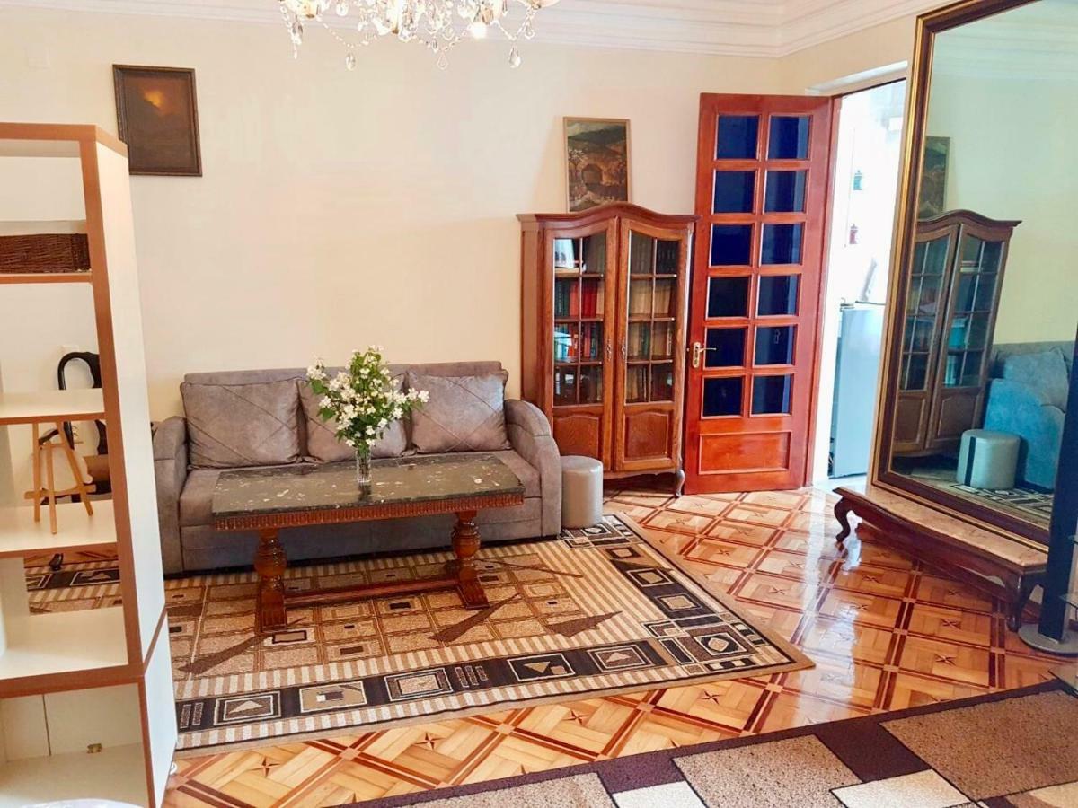 Sweet Home At Ninoshvili 3 Batumi Exterior photo