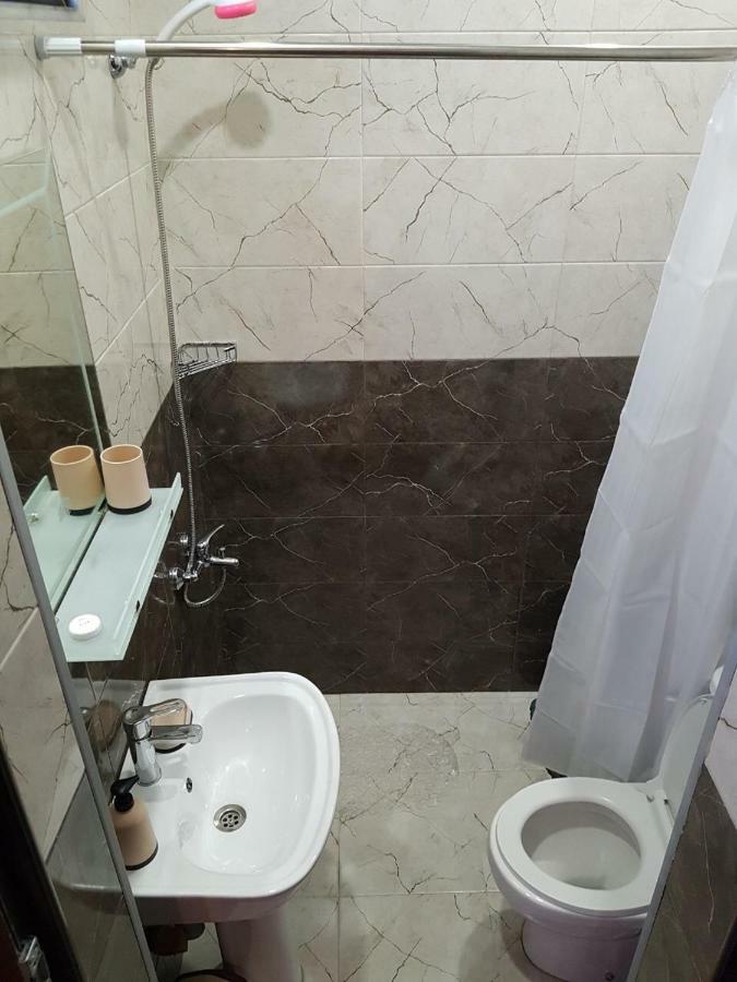 Sweet Home At Ninoshvili 3 Batumi Exterior photo